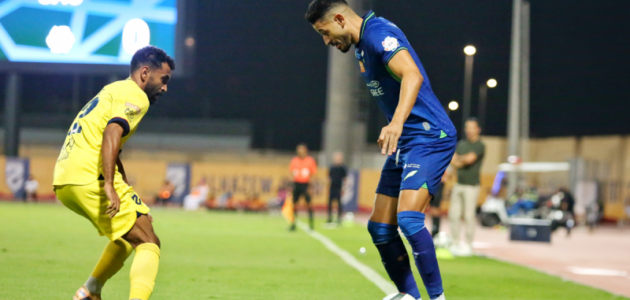 مراد باتنا يسطع: فوز فريد للفتح ينهى سلسلة الانتصار الخالية في دوري روشن السعودي