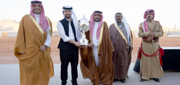أخضر الهجن يتوج بلقب بطولة العالم الثانية للقدرة والتحمل – حماس في وادي رم